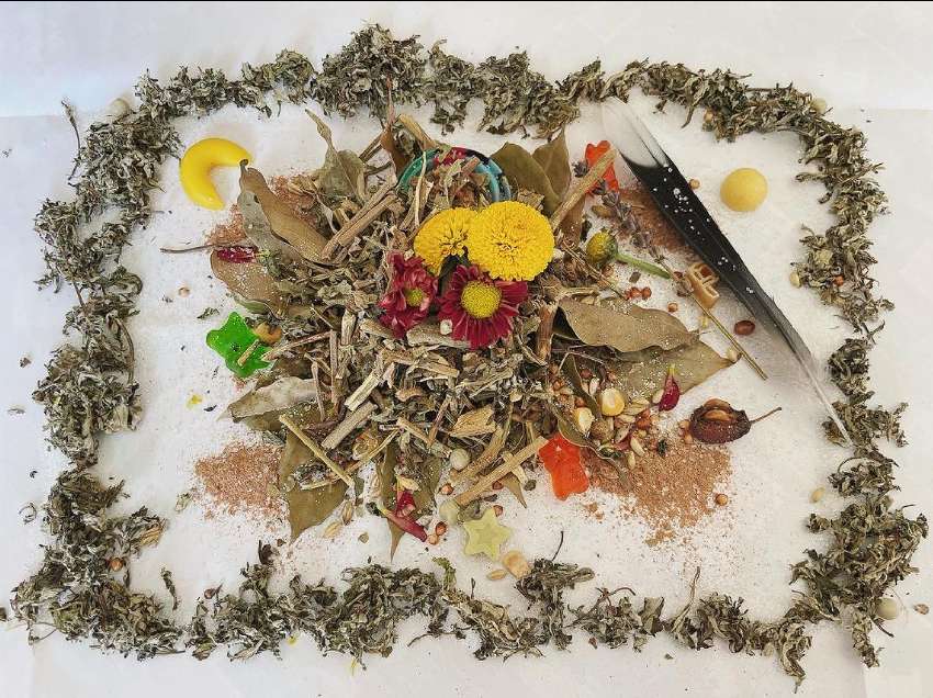 凝輝光點冬至事業旺旺