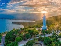 中越雙城5日～黃金佛
