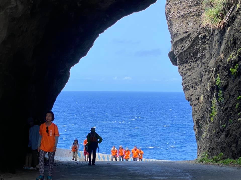 蘭嶼徒步環島不要載我